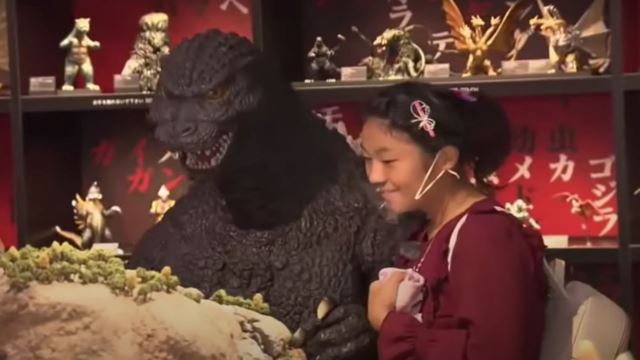 gozila3-2.png