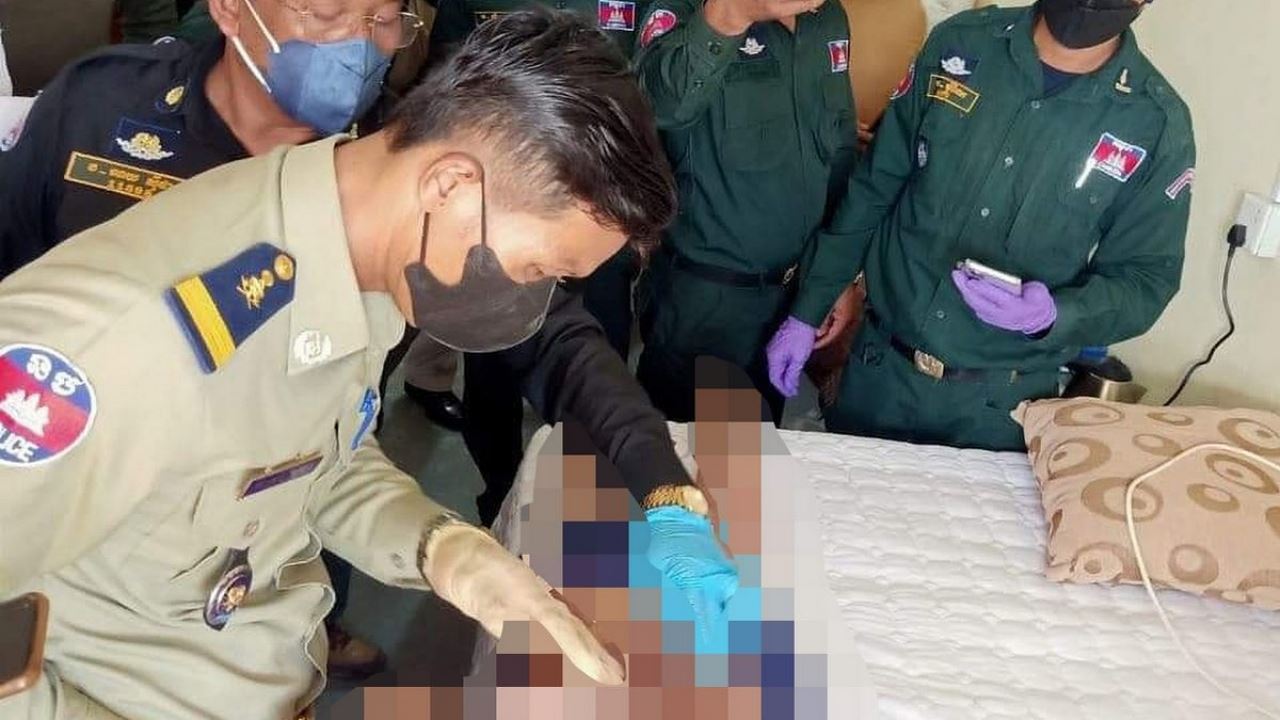 awas, jangan tidur atas telefon bimbit yang dicas!