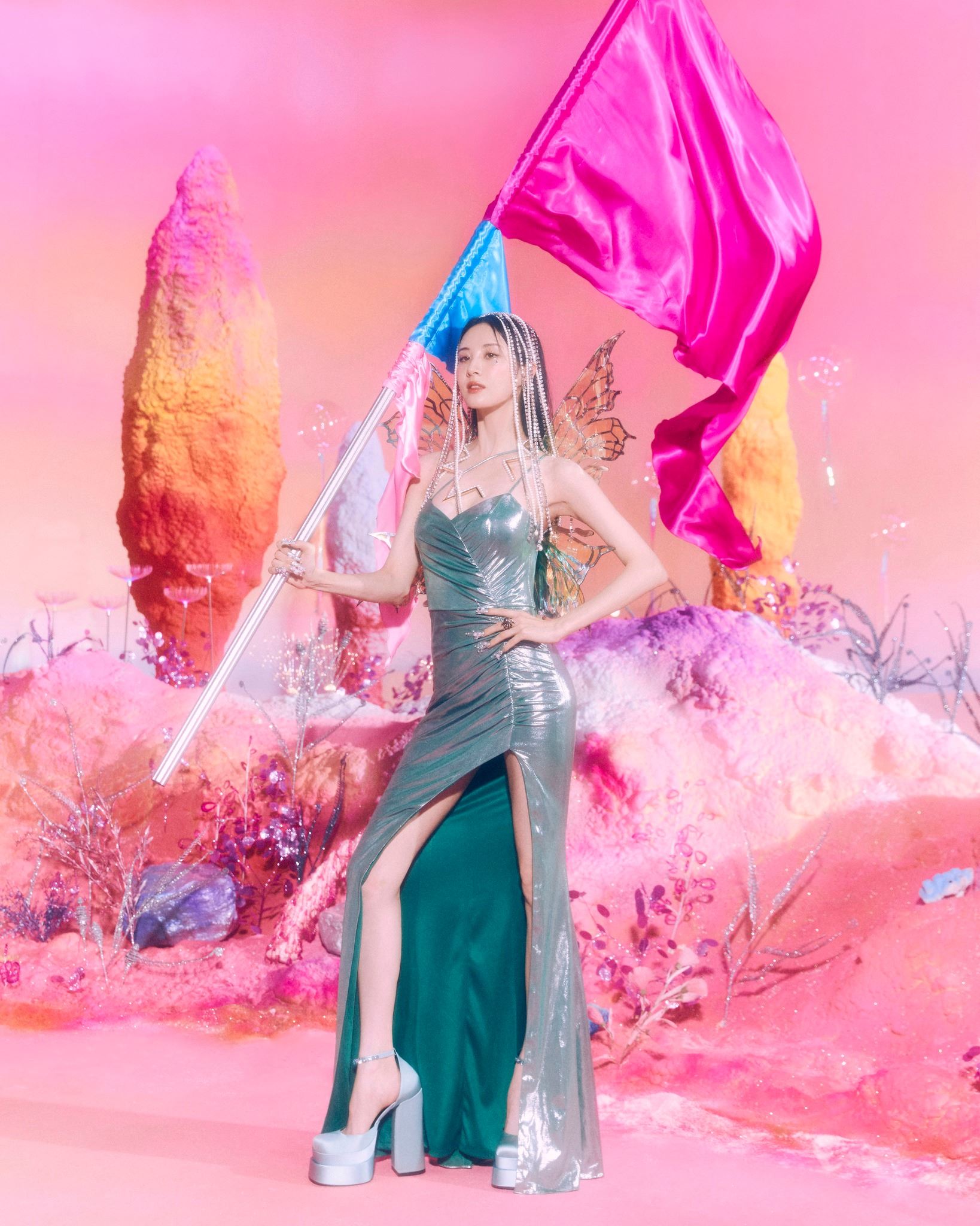 💖【多图】少女时代性感宣传照全公开咯❗️新专辑8月5日上线🔥