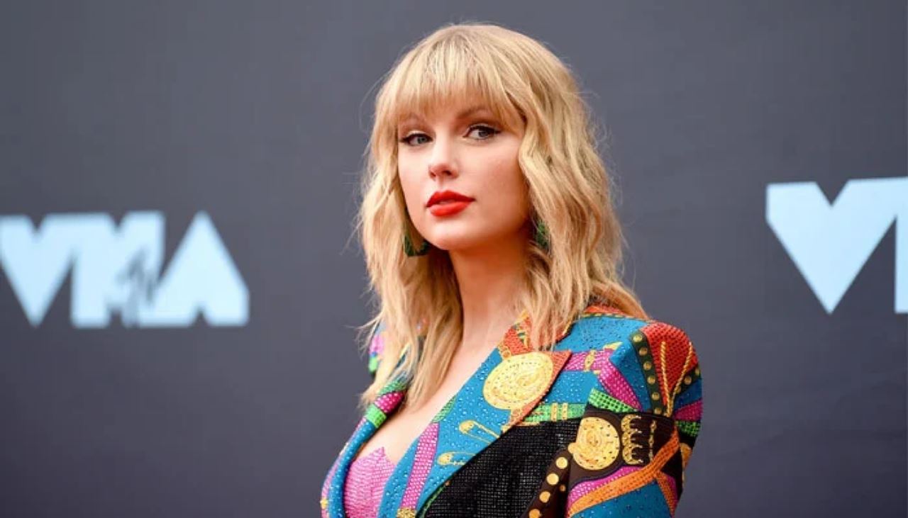 taylor swift, selebriti sumbang pencemaran karbon dioksida terbesar
