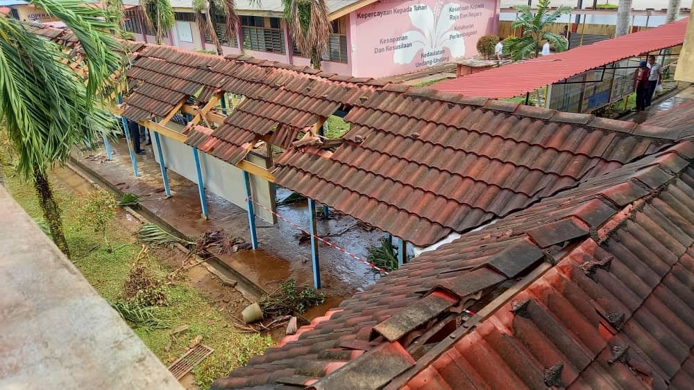 malang memang tak berbau 