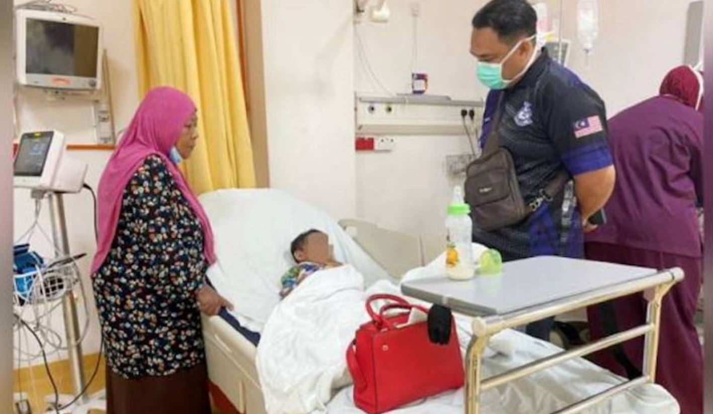 alamak! 3-year-old boy in kelantan hit by car after running across the road