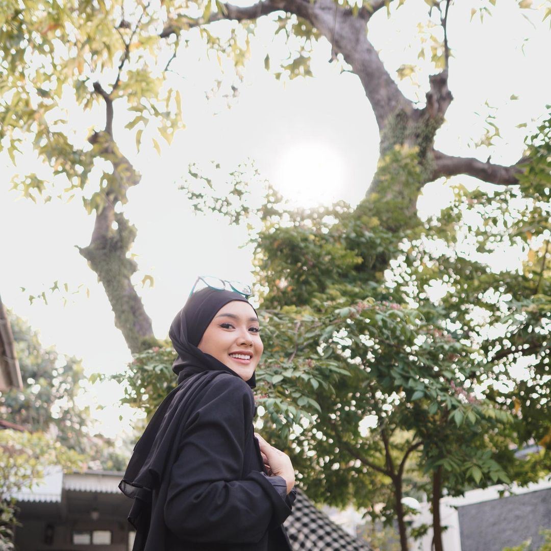 cita citata tinggalkan muzik dangdut, kini tampil berhijab