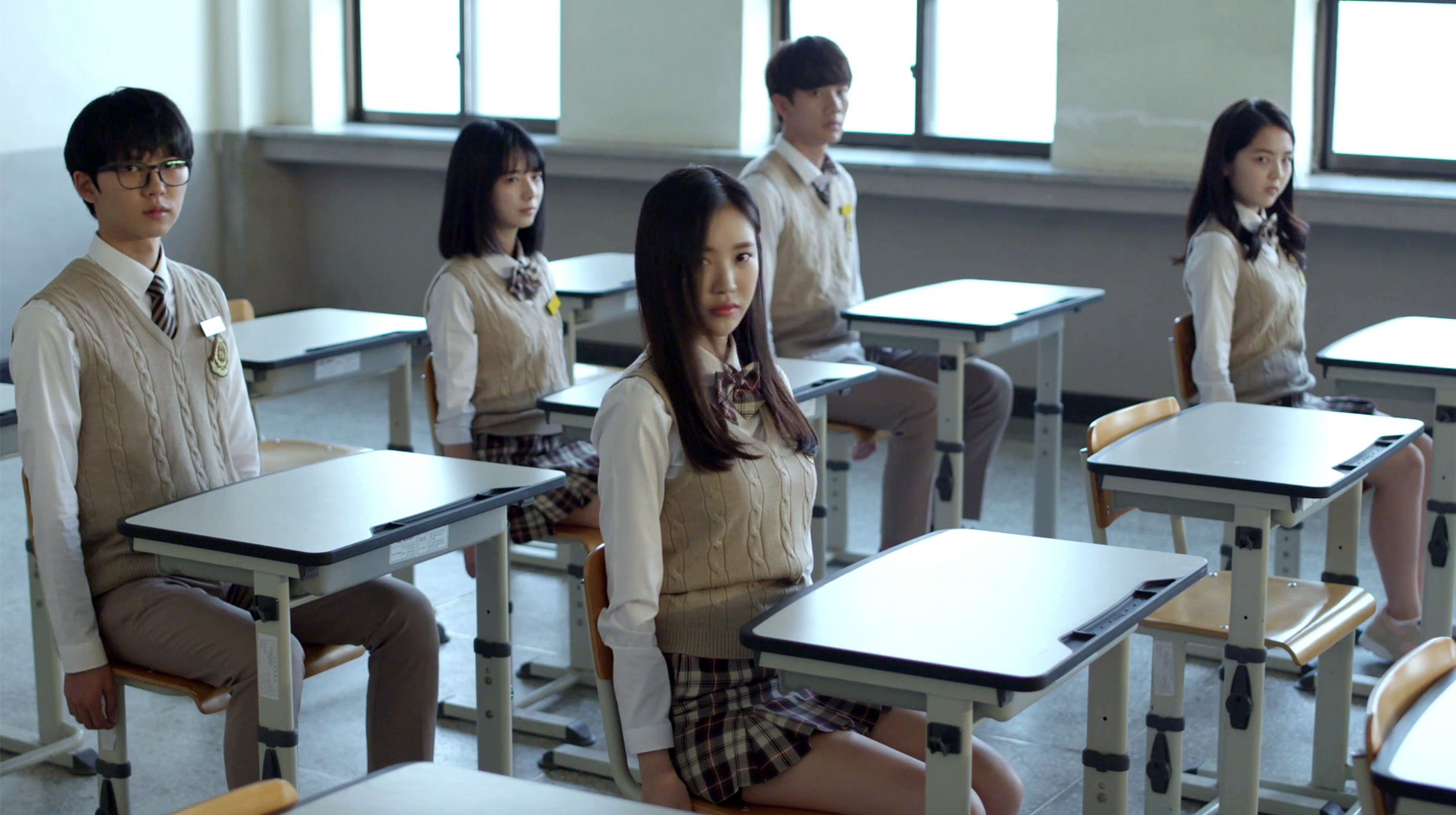 📺韩国悬疑剧《噩梦老师》❗️新老师到后发生多件可疑事件