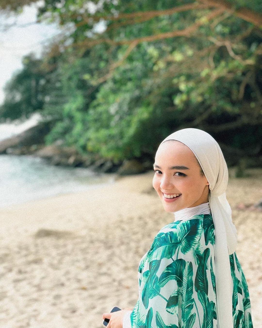 ‘‘mereka ejek dahi saya besar,’’ qasrina karim tak suka baca komen negatif
