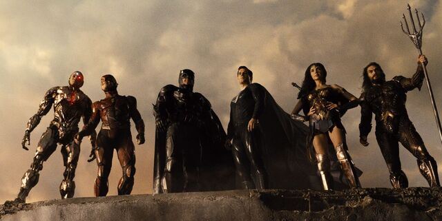 zack-snyder-justice-league-cast-1621008508-2.jpeg