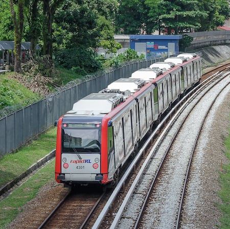 mulai esok, tren lrt akan gerak lebih perlahan untuk laluan ini