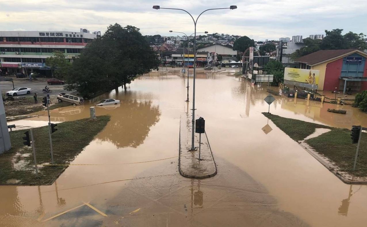 three sisters found dead in kelantan, electrocuted while wading through floodwaters