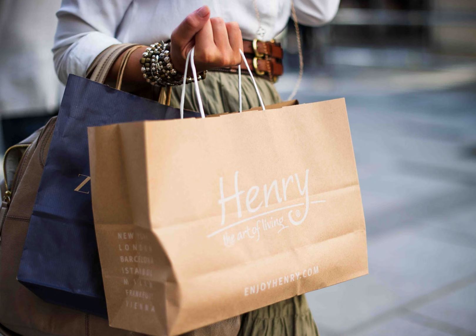 必须改掉❗️阻碍你变富有的5个坏习惯：花时间担心别人意见🔥