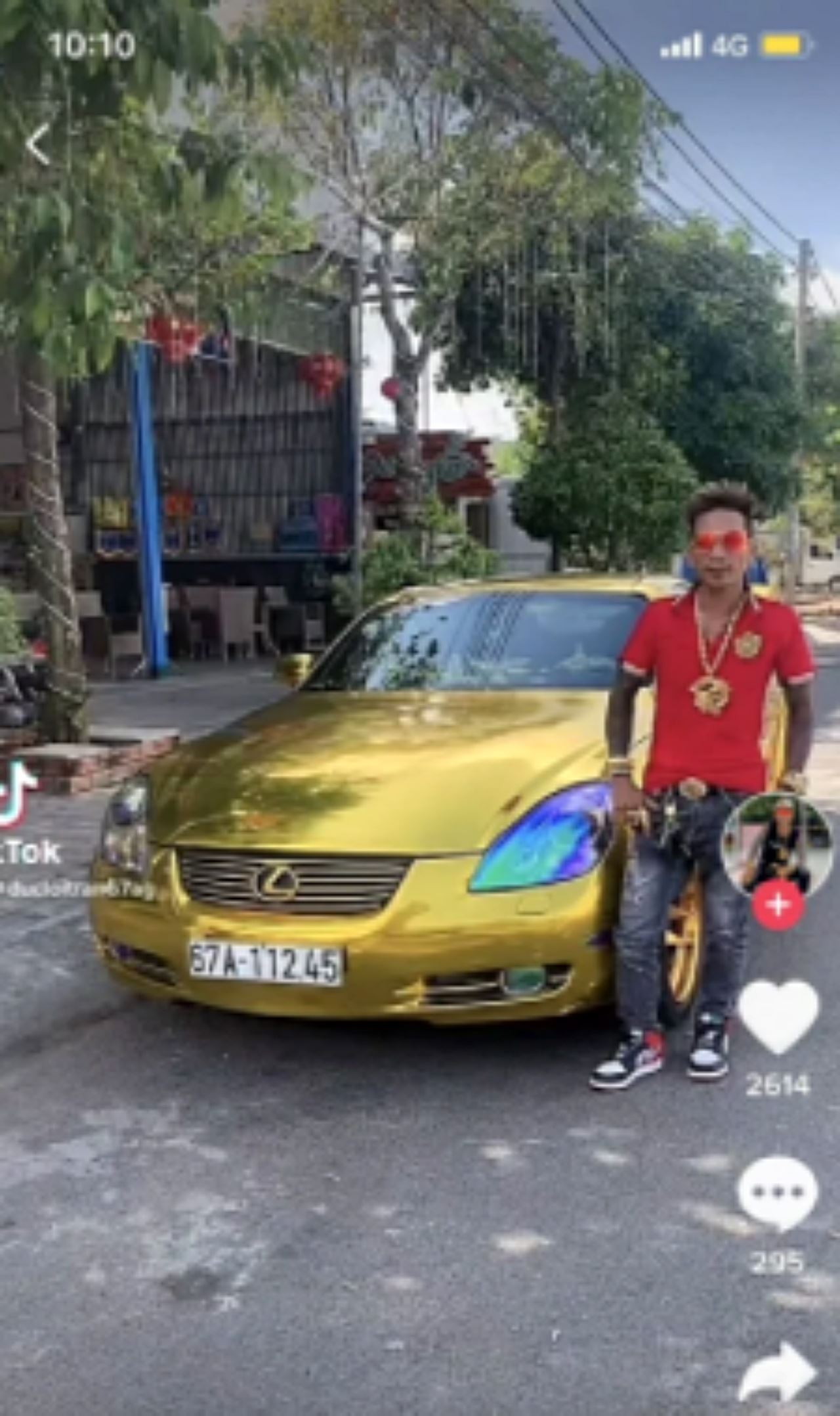 lelaki obses barang kemas sanggup pakai lebih 2kg emas tiap hari