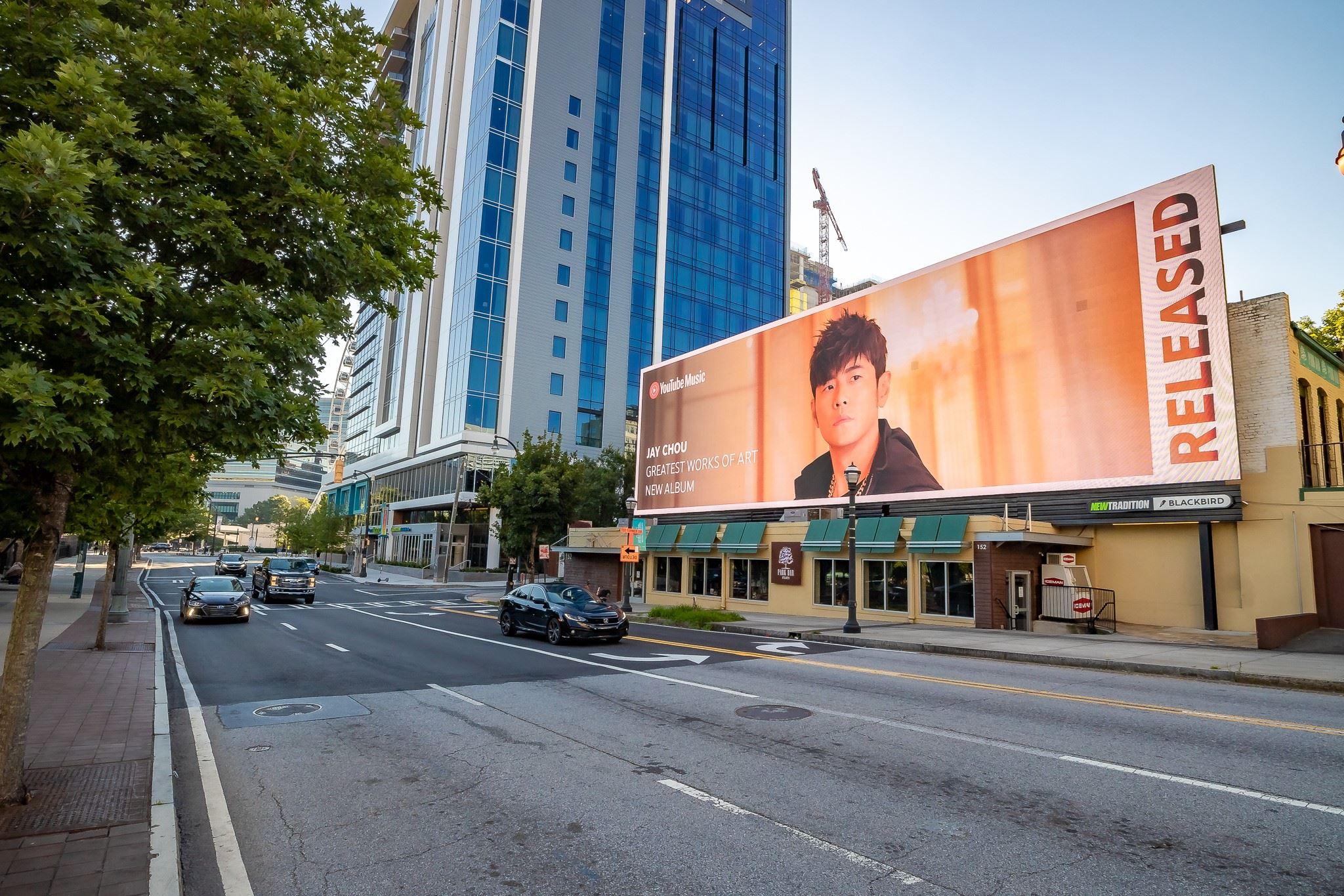 🌟全球8个城市都看见周杰伦巨型看板❗️全球乐迷开心：哪里都是你❤️