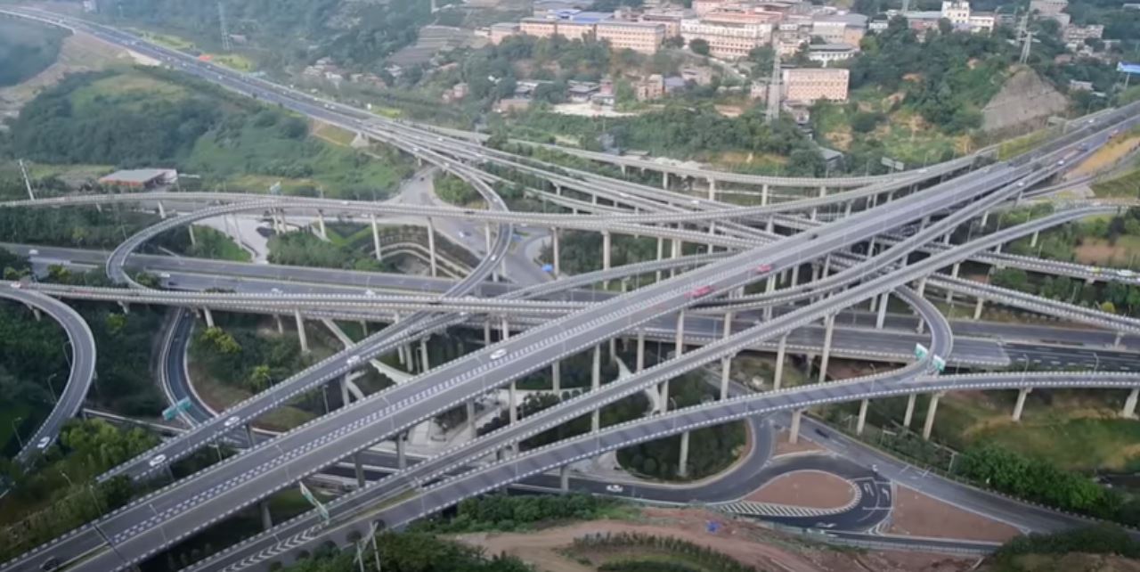 lihat sendiri betapa rumitnya lebuh raya bertingkat ini