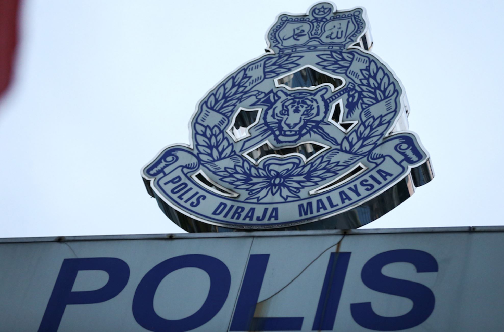 a company director in ipoh loses rm5.29 million to love scam