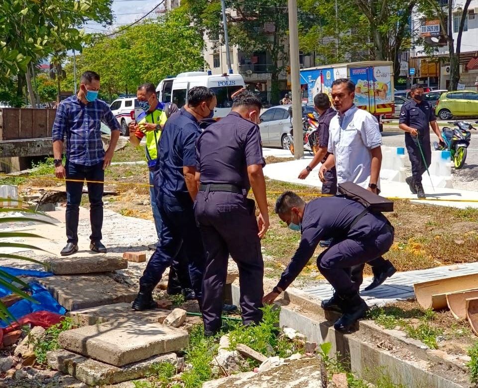 old bomb believed to be from wwii found in kepong, police confirms it’s inactive
