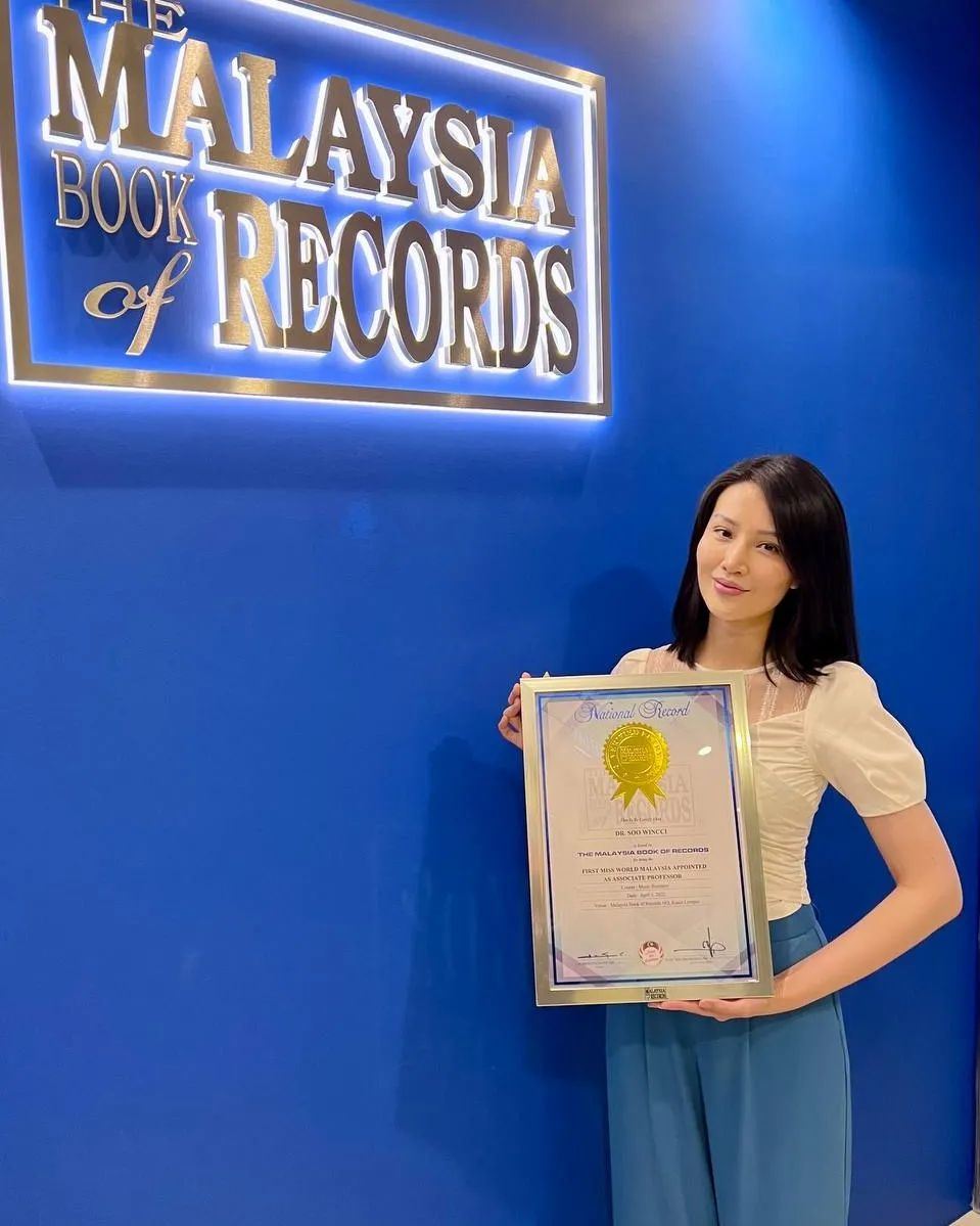 belajar tinggi-tinggi bukan tiket untuk bersikap sombong - dr soo wincci