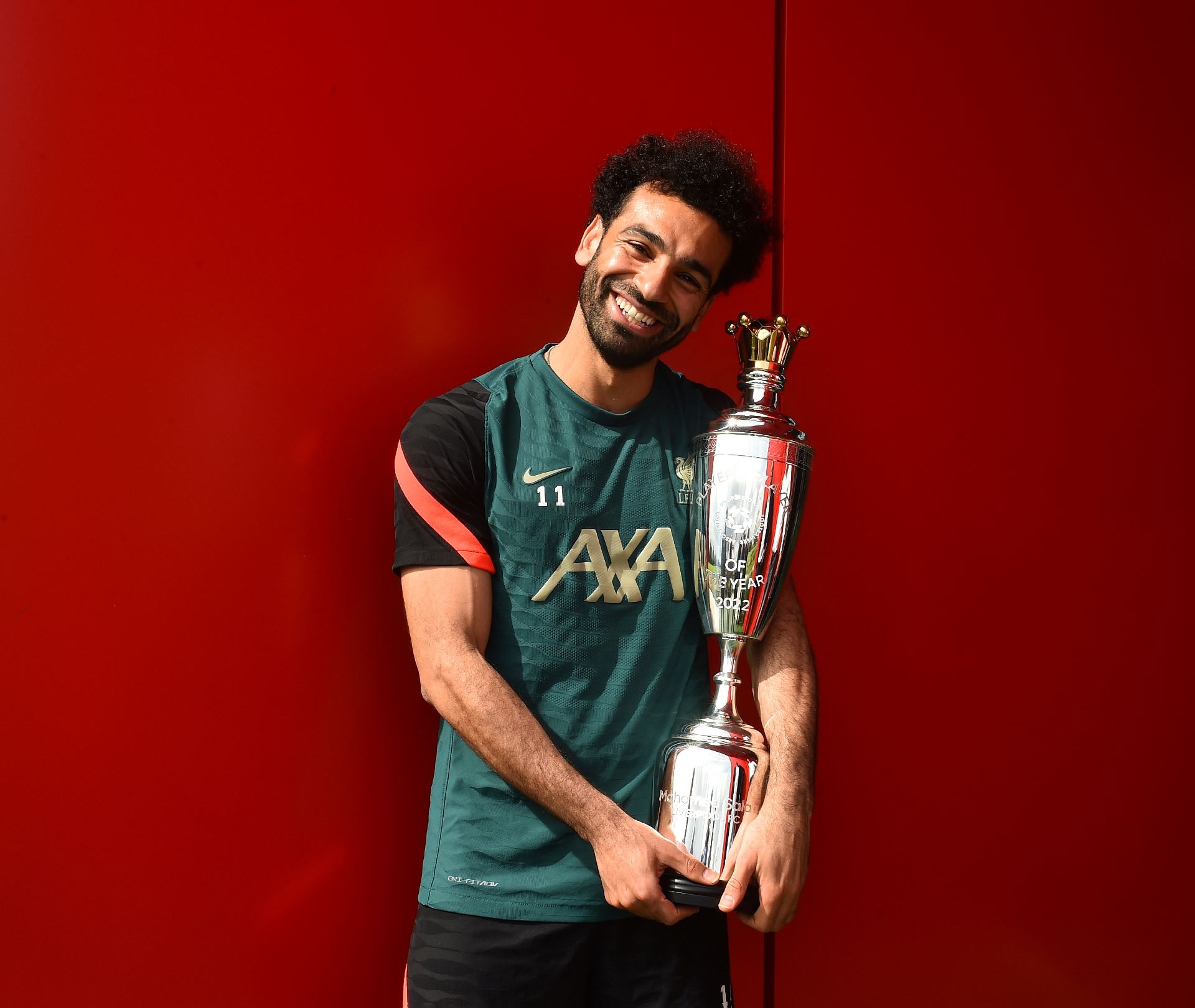 salah wins pfa player of the year award!