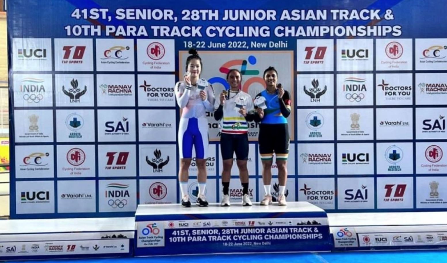 national track cyclist, nurul izzah bags time trial gold at asian track cycling championships