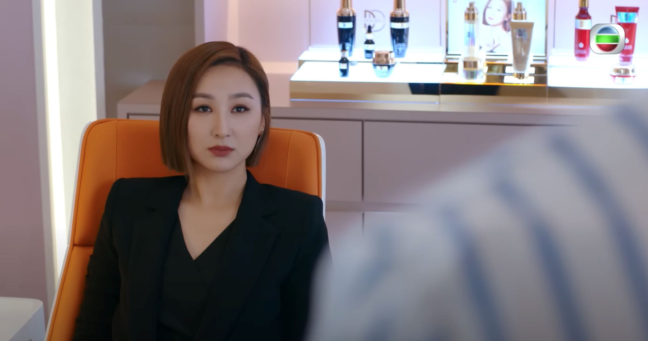 📺《童时爱上你》高海宁「霸气女总裁」劲吸睛❗️回到8岁智商又可爱