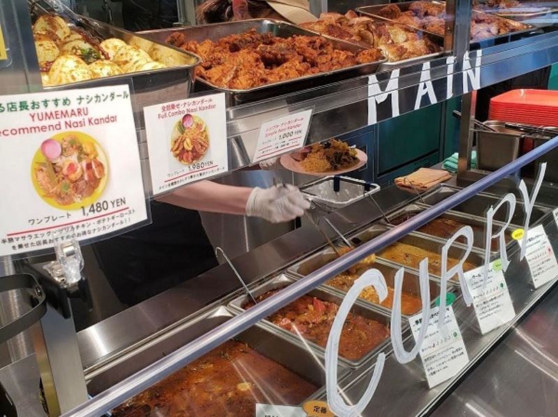 japanese man opens nasi kandar restaurant in tokyo, & has been a hit ever since!