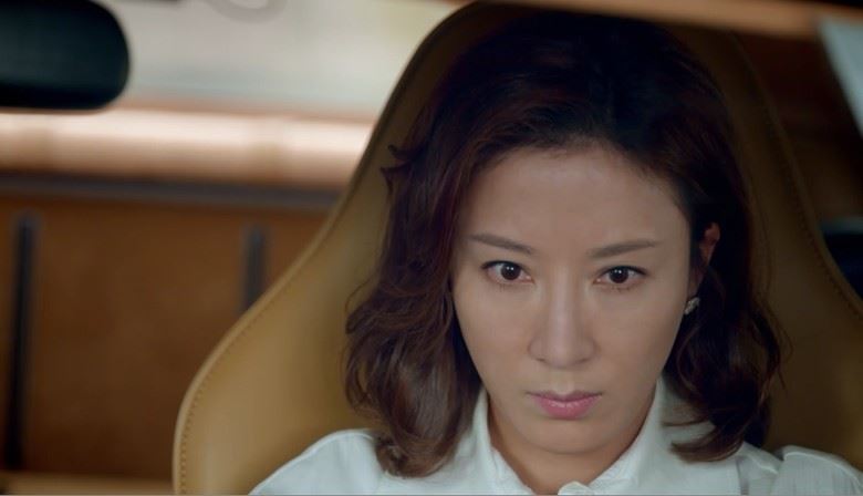 《家族荣耀》杨茜尧「无辜」「奸诈」表情切换自如❗️网友大赞「最佳奸角」⚡️