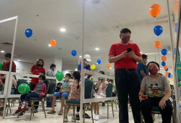 lebih 30 peratus populasi kanak-kanak di malaysia terima suntikan