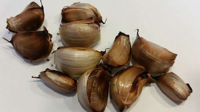 petua hilangkan sakit kaki bila bangun tidur – makan bawang putih!