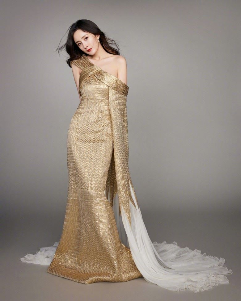 🌟「安全感来自自己」❗️杨幂不介意「软饭男」：因为我有钱💰