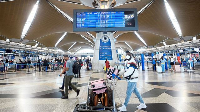 google dedah penerbangan ke luar negara dari malaysia kembali memuncak hampir seperti sebelum pandemik