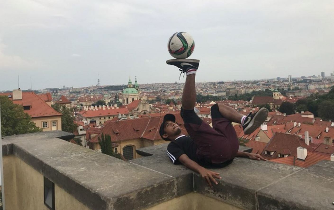 proud! m’sian freestyler, zeem ahmad invited to play football with neymar in qatar!