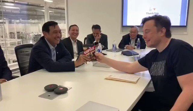 elon musk gives our childhood candy, kopiko a two thumbs up!