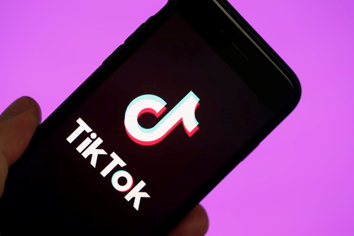users inspire each other for a dynamic aidilfitri celebration with #rancakraya on tiktok!