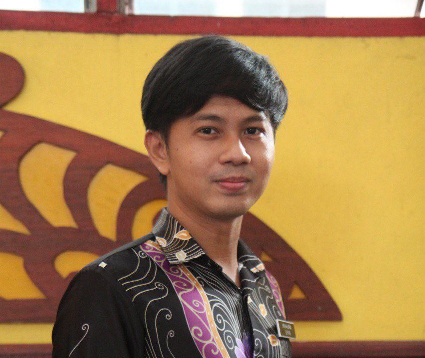 teacher in sabah, first malaysian to be awarded the 2022 dedicated teachers awards!