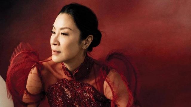 michelle yeoh dinobat antara 100 individu paling berpengaruh majalah time 2022