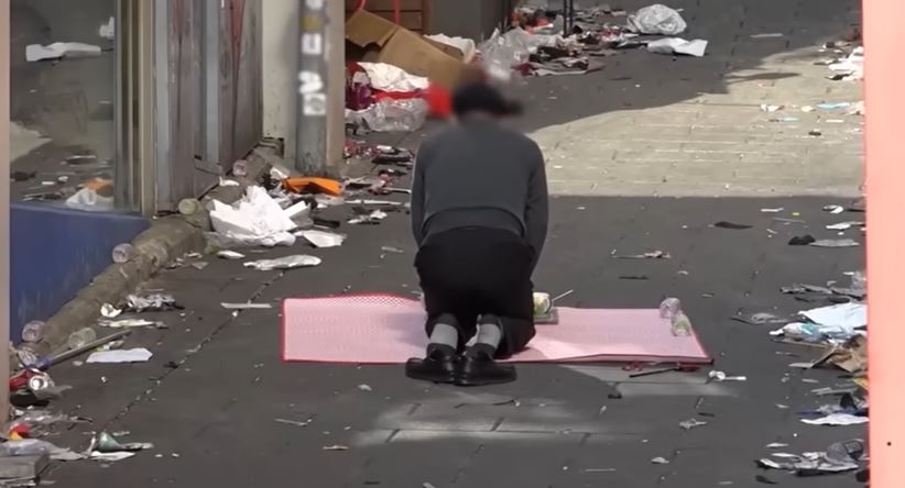 itaewon store owner mourns crush victims, regrets he “couldn’t save more young lives”