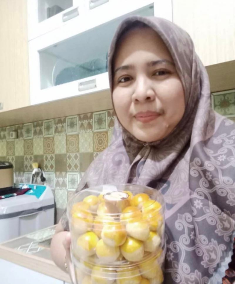 indonesian helper inherits s$180,000 after her employer, taiwanese actor chen sung-yong passed away