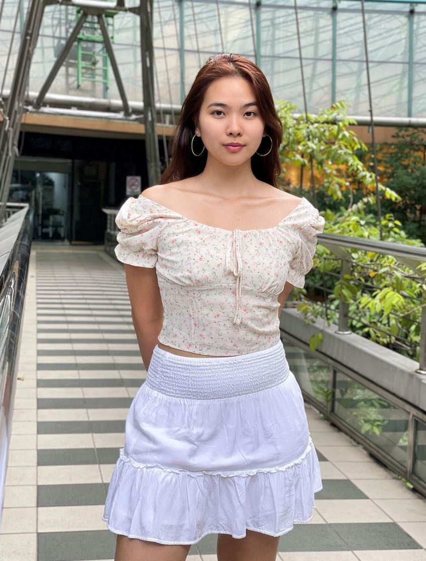 wajah hiasi billboard uthm, gadis cino-kelate ini wajar jadi contoh