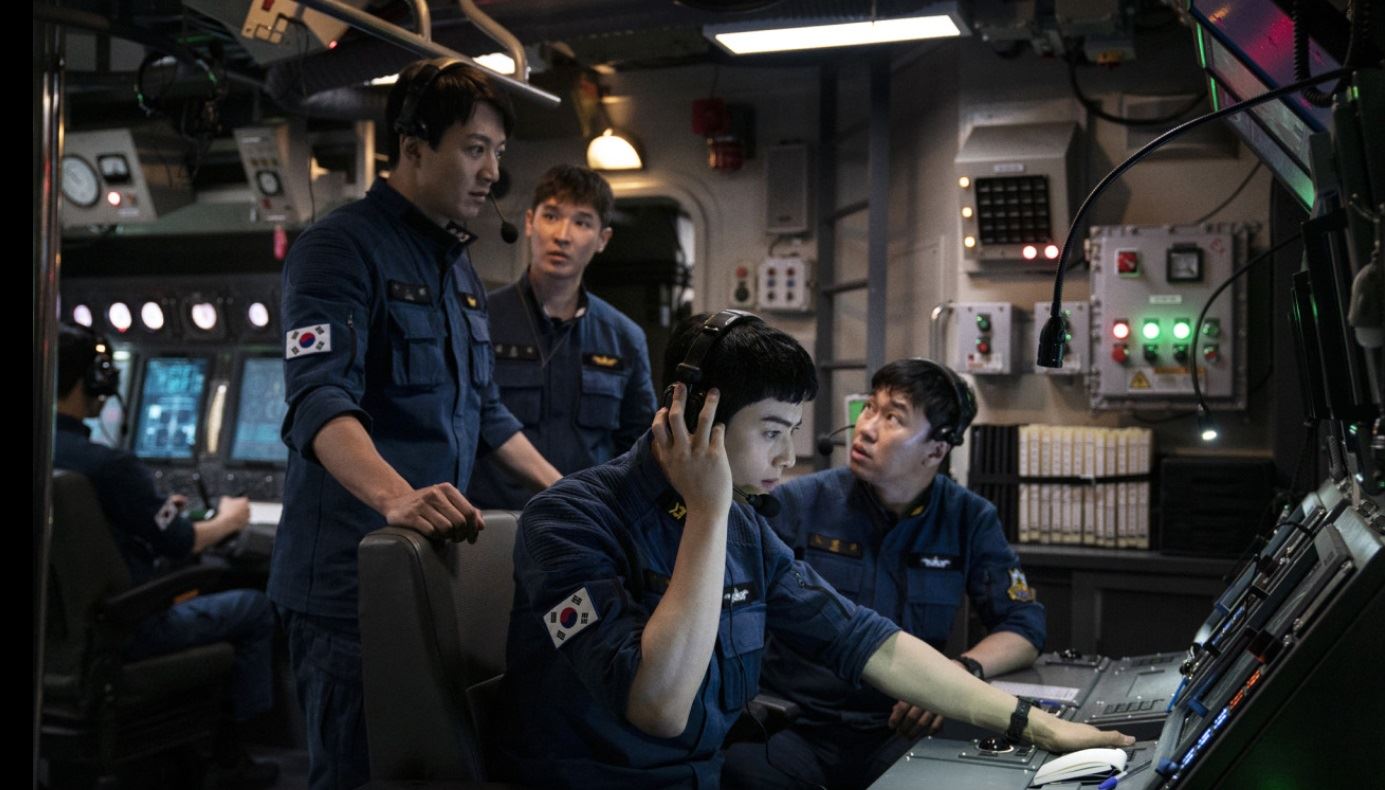 🎬韩国恐袭动作电影《分贝》❗️齐聚三大男神🌟金来沅❌李钟硕❌车银优🔥太炸了