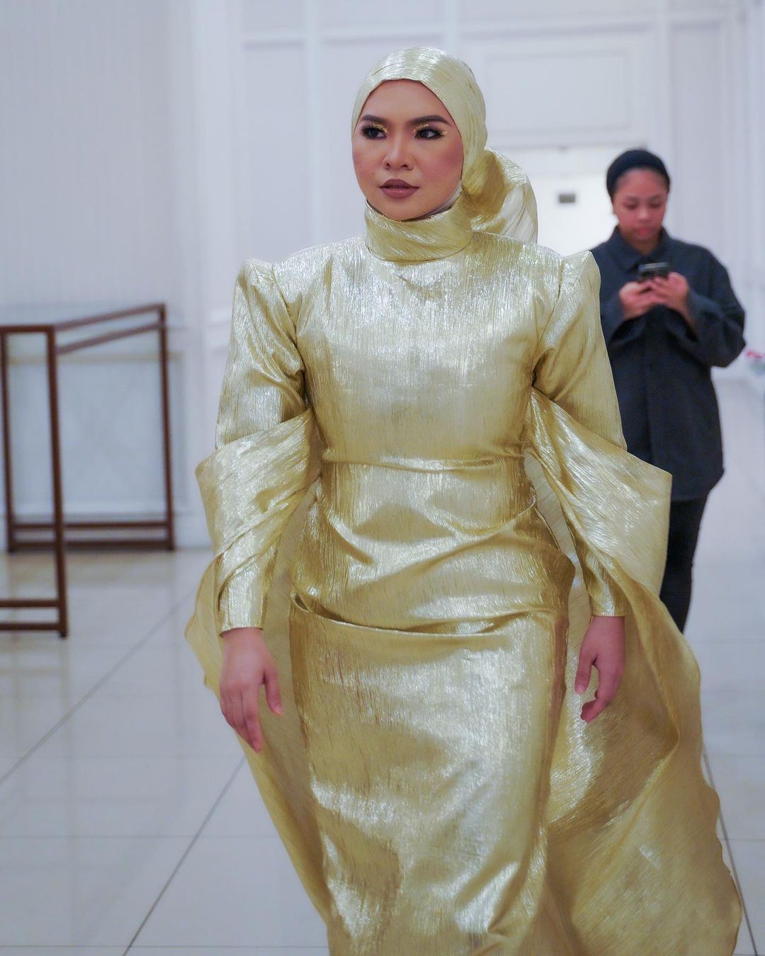 aina abdul pernah dibayar rm50 nyanyi 20 lagu satu malam