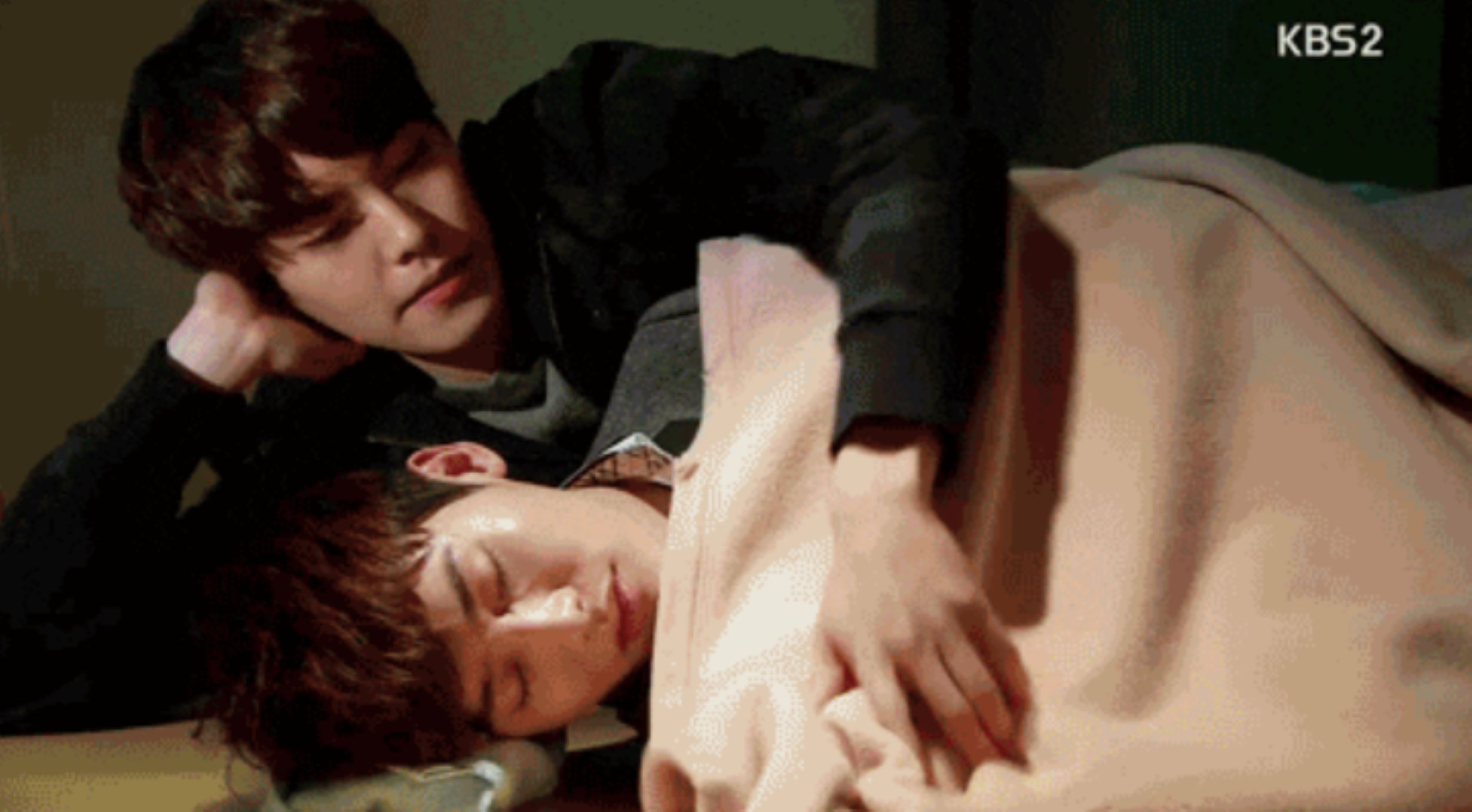 📸李钟硕金宇彬最新同框 😍《学校2013》高南舜x朴兴秀最强售后✨