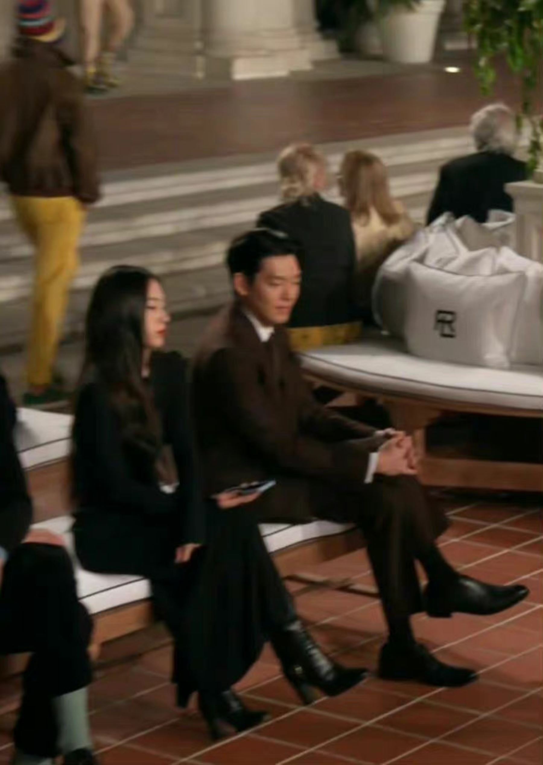 📸郑秀晶金宇彬同框看秀😍梦回《继承者们》李宝娜x崔英道这对豪门兄妹✨