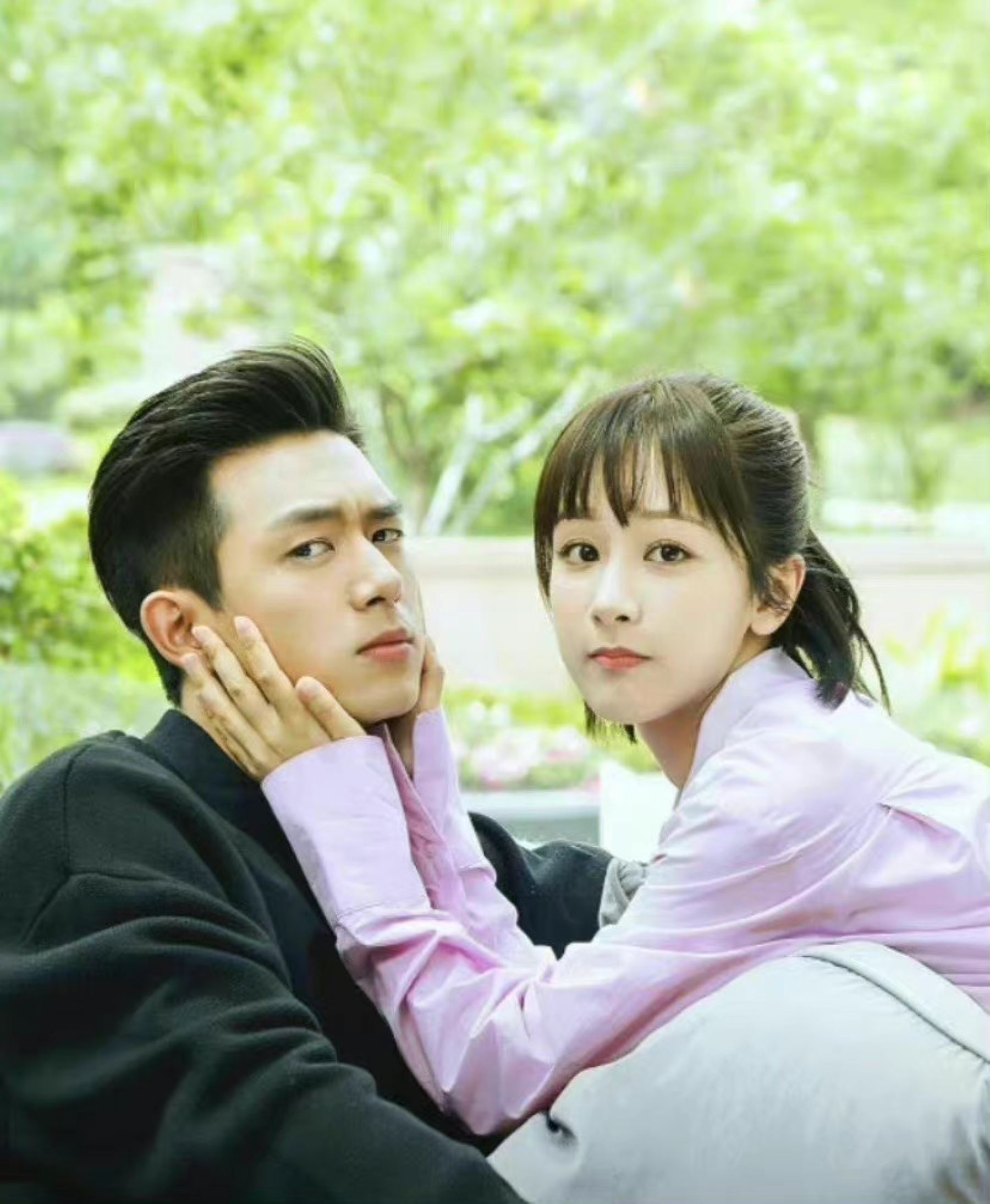 ✨杨紫连续四年公开发文为李现庆生🎂童颜夫妇最强售后🥰