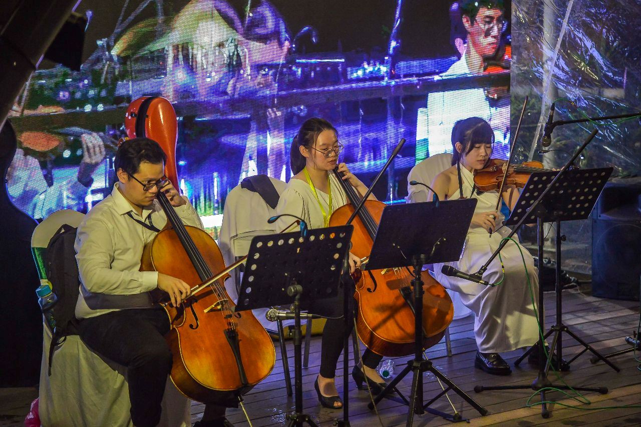 muzik menyatu dengan alam