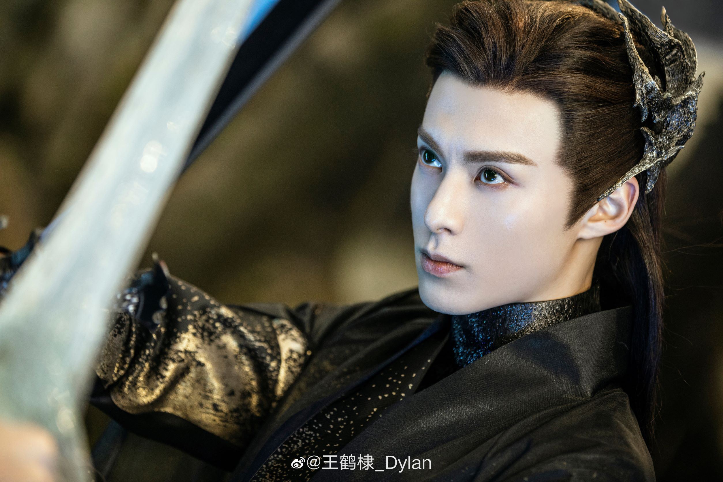 新剧《浮图缘》发出首支预告😍，王鹤棣从“月尊大人”到“肖掌印”同样霸气十足🔥🔥🔥