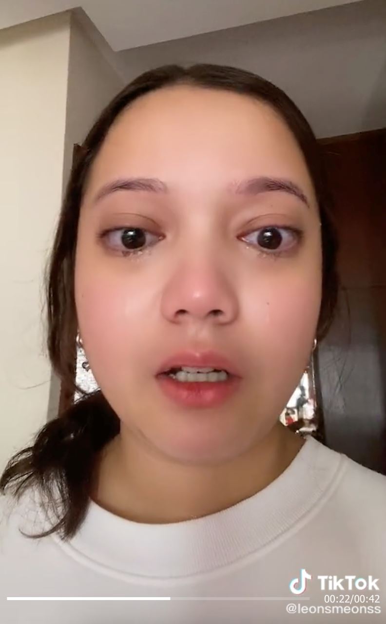 anak gadis azhar sulaiman menangis terpaksa tinggalkan malaysia