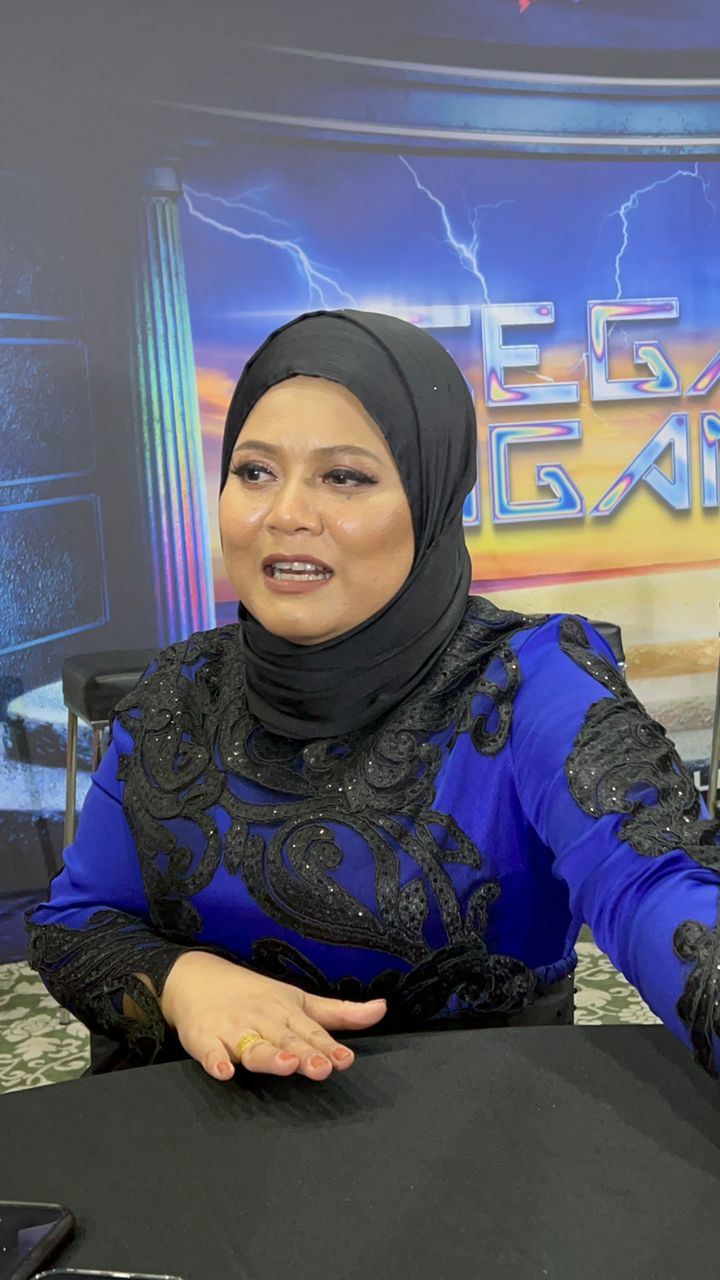 tak merajuk cuma sibuk uruskan bengkel kereta”- haida hasnan