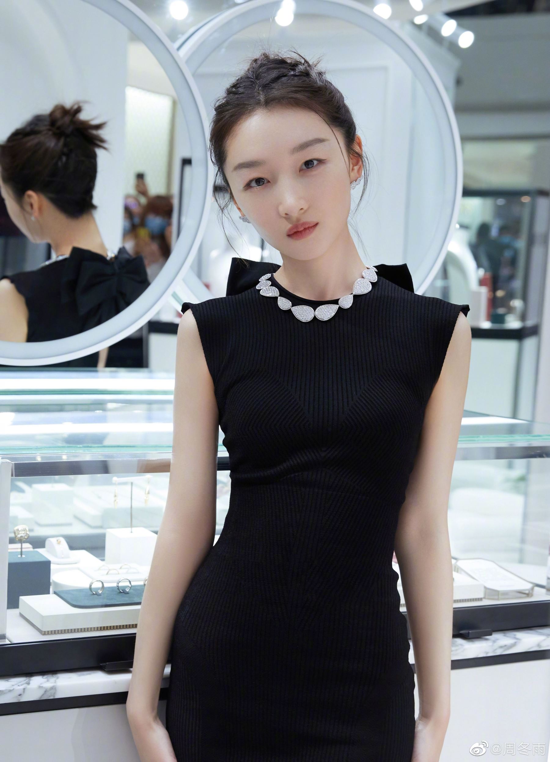 刘昊然周冬雨恋情疑似曝光❤️期待两部待播电影🔥