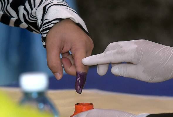 banjir atau pru, atau pru dalam banjir? 