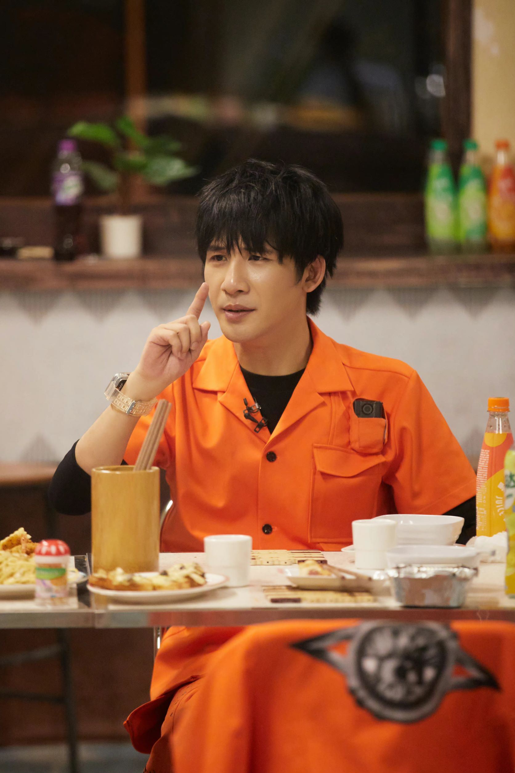 ✨杨幂重返密室大逃脱❗ 双马尾造型活力回归😍