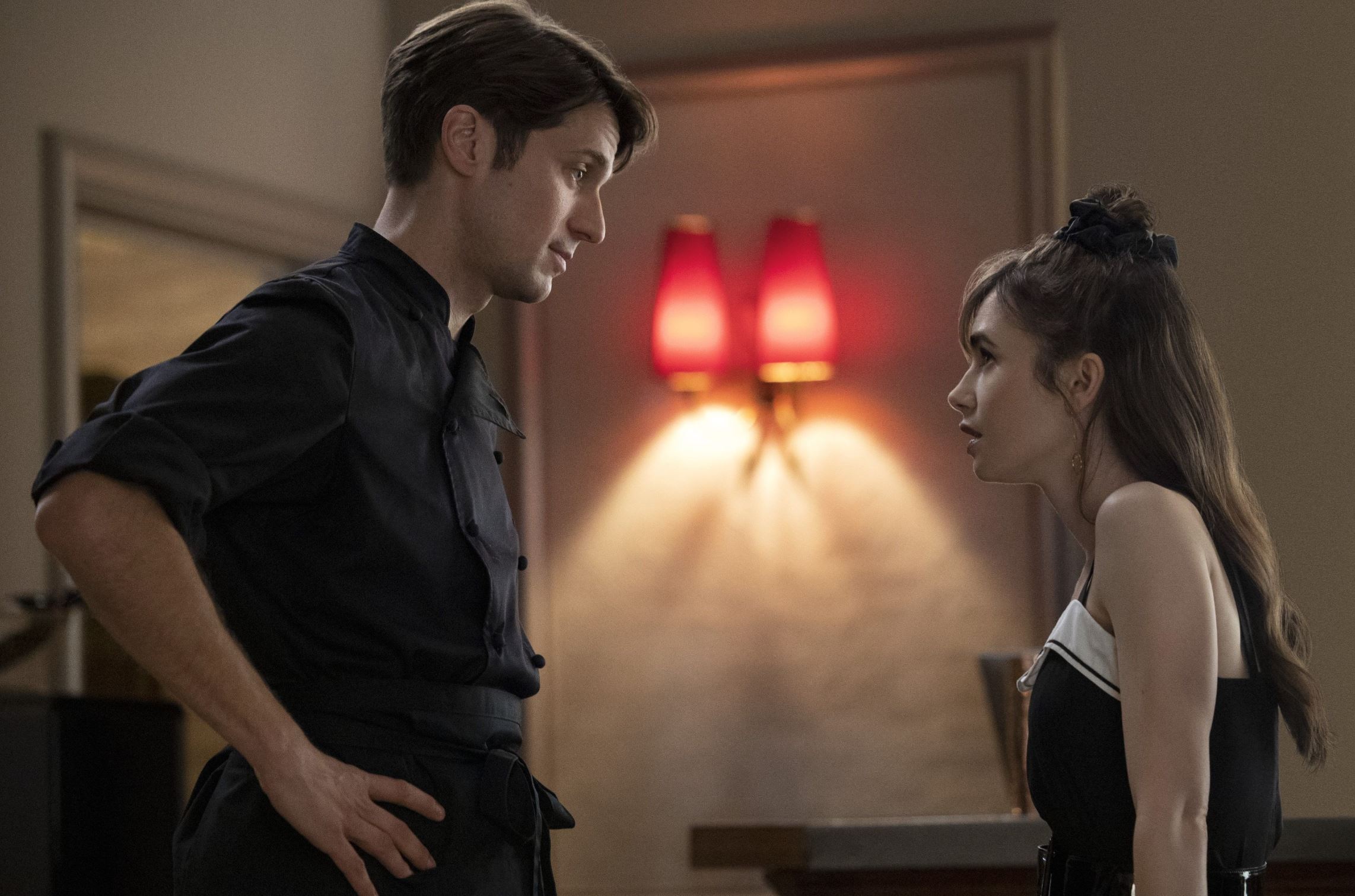 🇫🇷《emily in paris》第三季预告剧照来了❗️官宣12月21日上线🔥