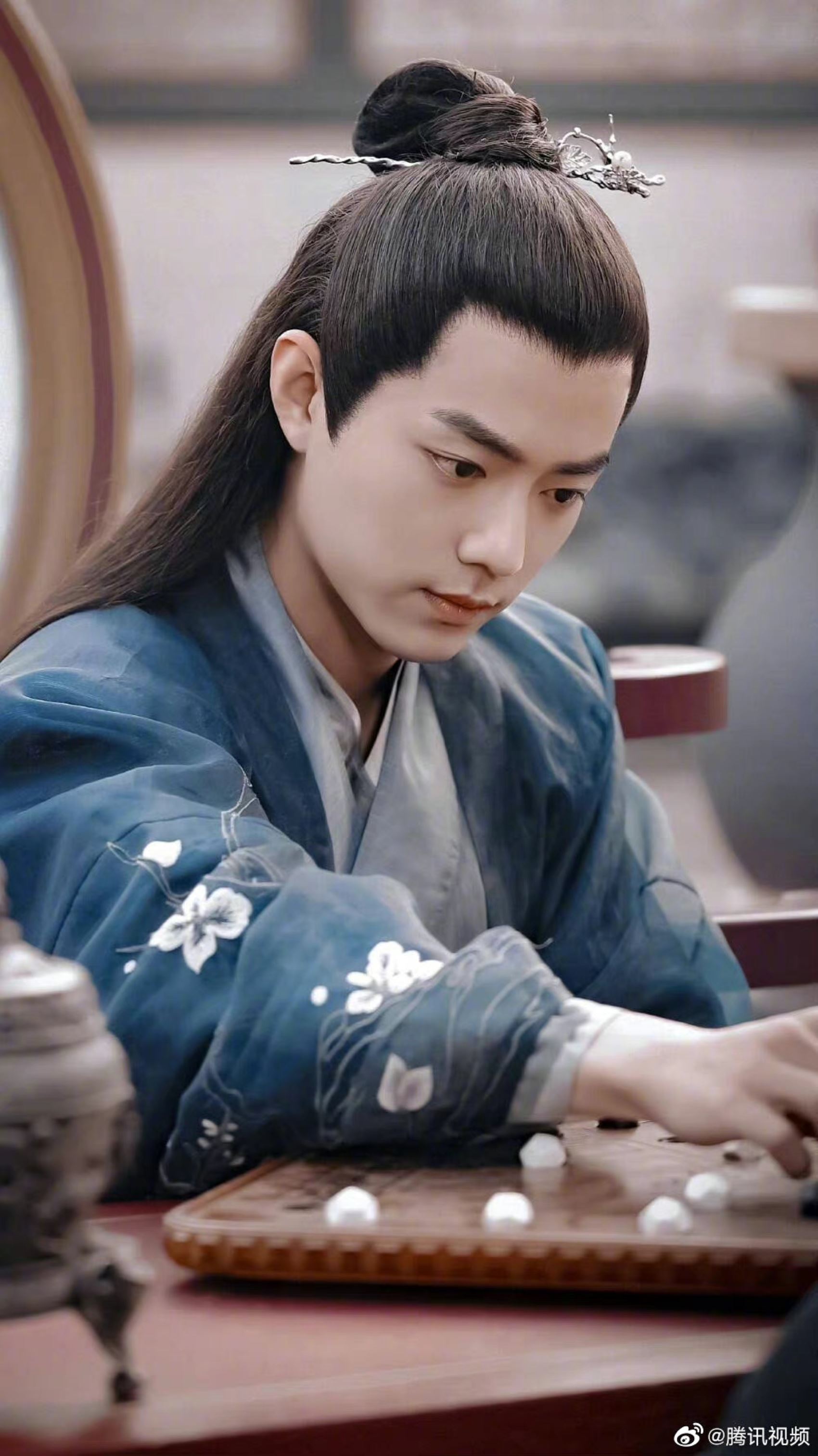 ✨肖战出道6周年解锁新角色 🎬《骄阳伴我》官宣开机🔥🥰